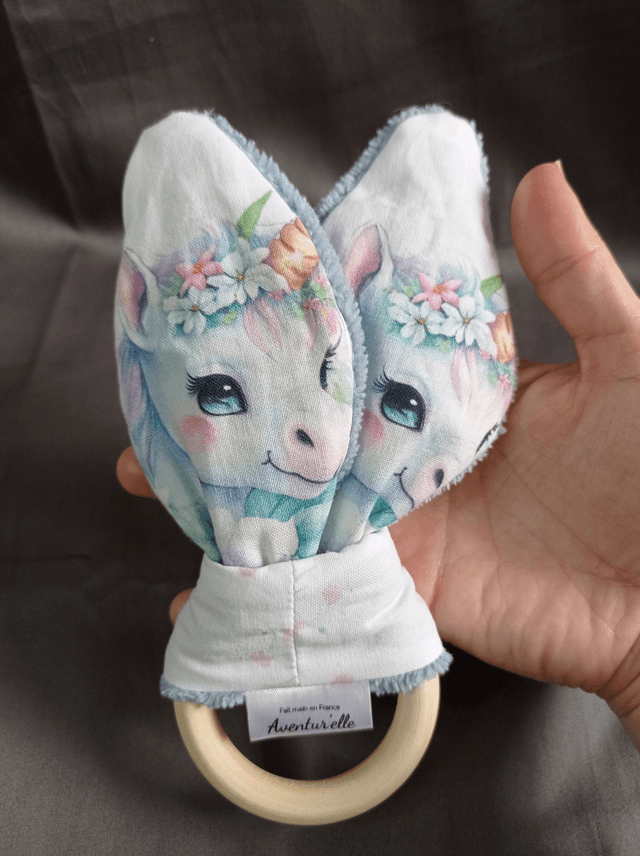 Hochet licorne